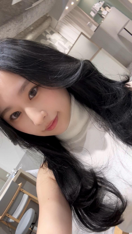 【BYKARTE（バイカルテ）トリートメント】髪の”素髪”を補修する。レイヤーカットとグレーブラックカラーをより美しく見せる理由