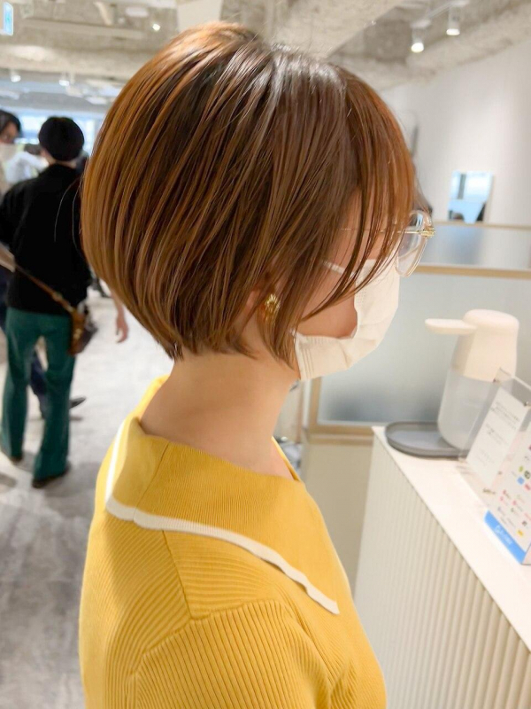 丸みレザーショート